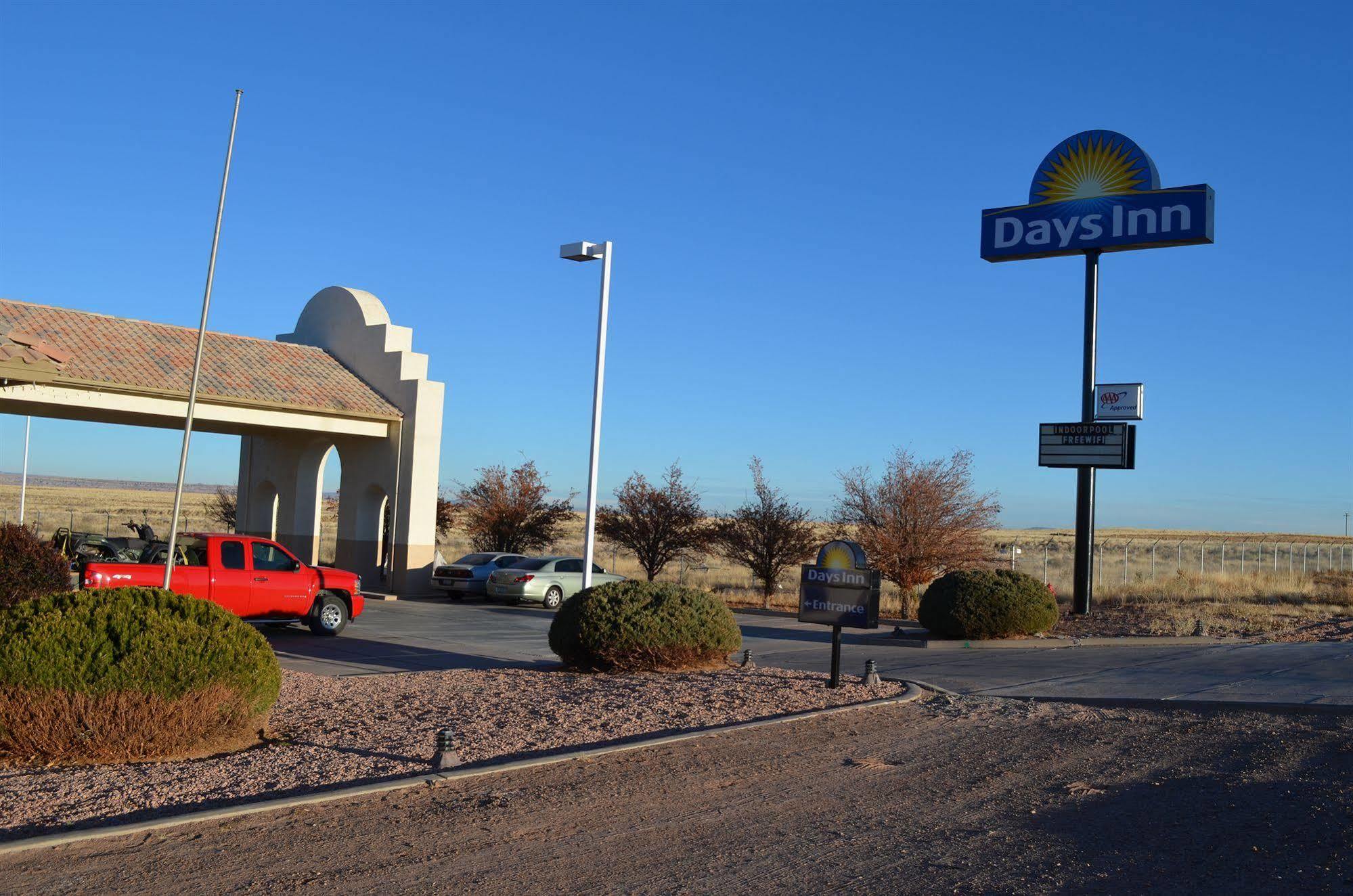 Days Inn By Wyndham Holbrook Exteriér fotografie