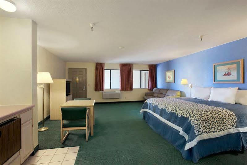 Days Inn By Wyndham Holbrook Exteriér fotografie